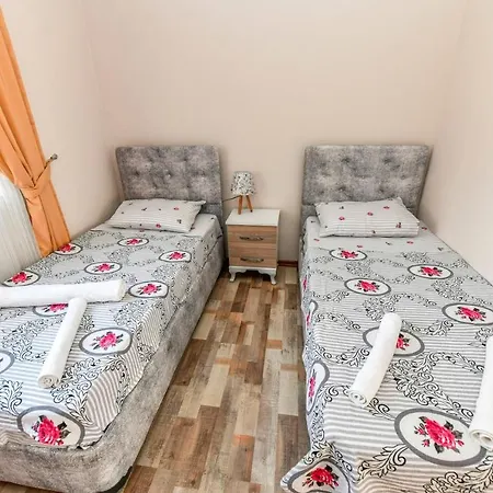 Doga - Kayakoy'de Muhtesem Ozel Havuzlu *